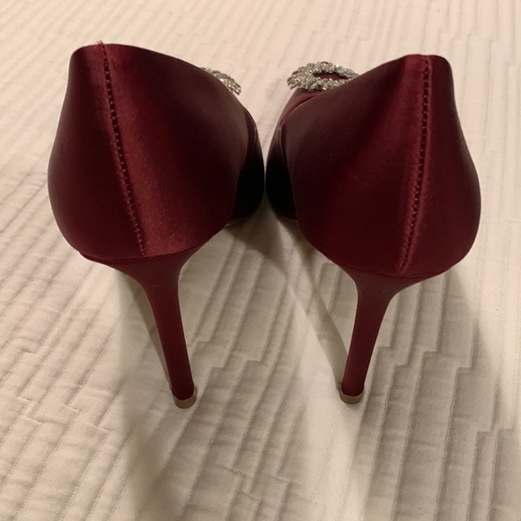 Express Women Satin Crystal Pumps SZ 10 - Picture 4 of 14